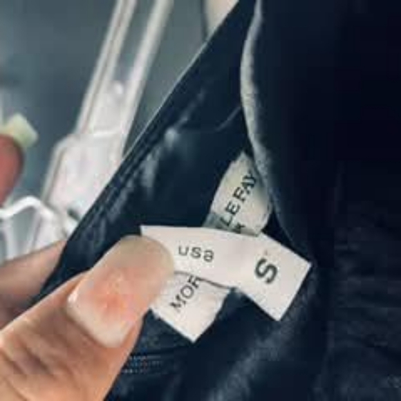 Dress - Picture 3 of 5